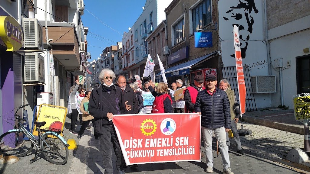 Emekliler Alanlara İndi – Ahmet Koçak